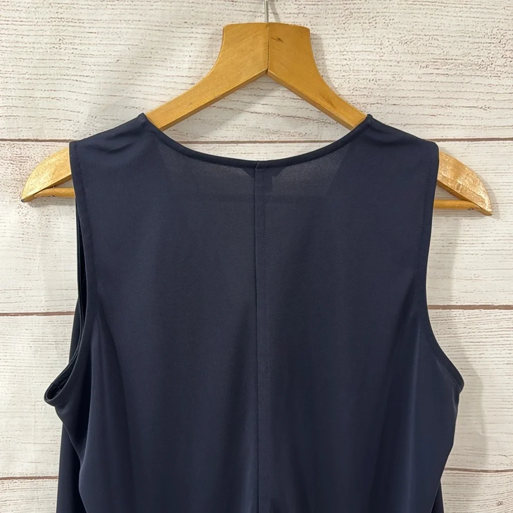 Gently used Ann Taylor navy blue women's shell tank top size Medium - Picture 7 of 7